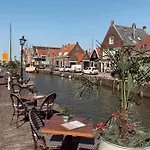 Houseboat Tomio Near Amsterdam