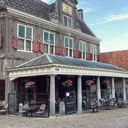 Houseboat Tomio Near Amsterdam Ботель Монникендам